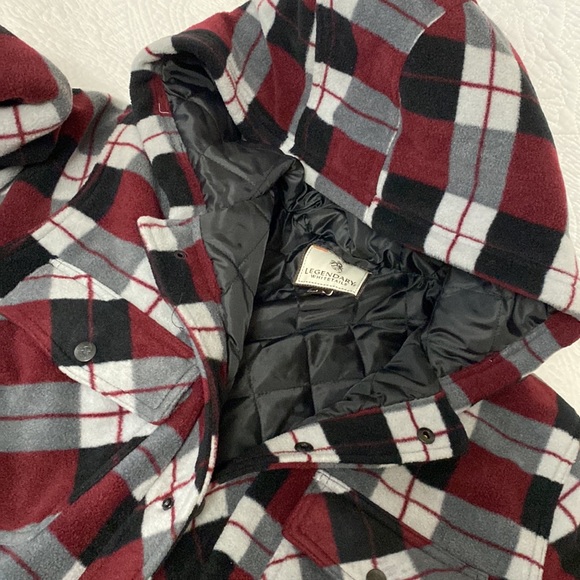 NWOT Man’s Legendary Whitetails Plaid & Quilted Jacket - Picture 3 of 15